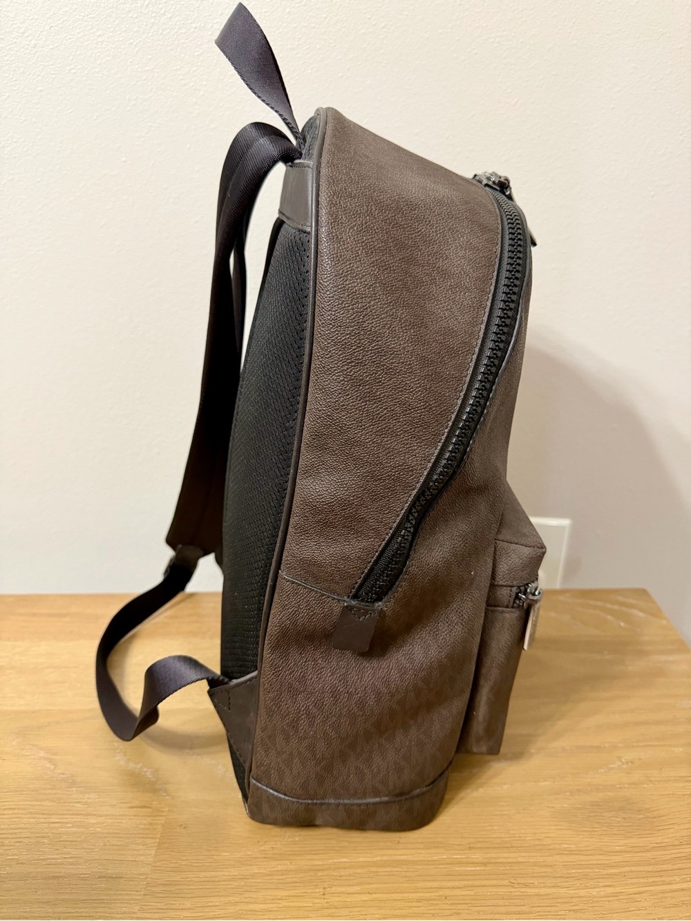 Michael Kors Logo Backpack - Picture 4 of 9
